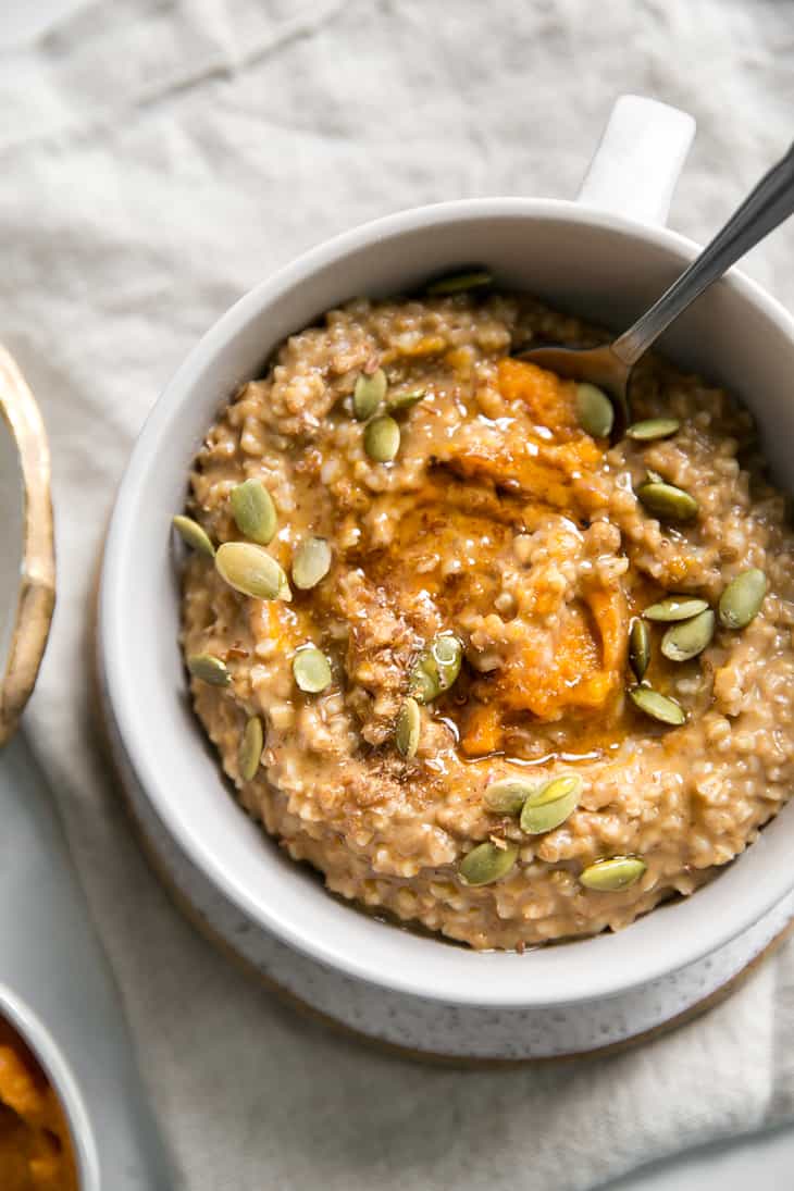 Healthy Pumpkin Pie Oatmeal: Your Perfect Fall Breakfast